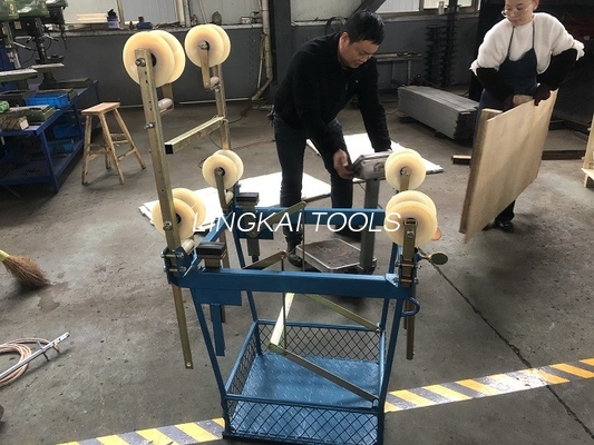 Bốn bó dây dẫn dây trên cao Xe đạp kiểm tra xe trên cao