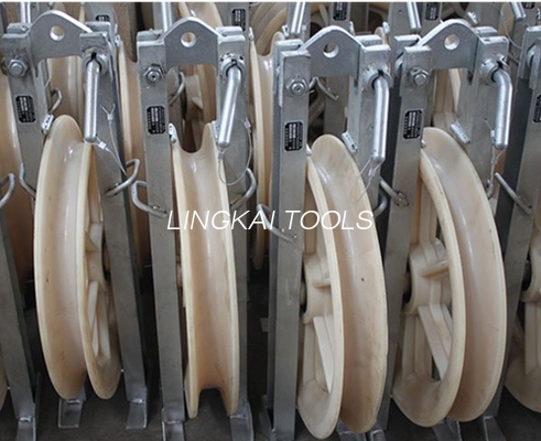 Công cụ xây dựng khung thép mạ kẽm Ròng rọc nylon 660 * 100mm